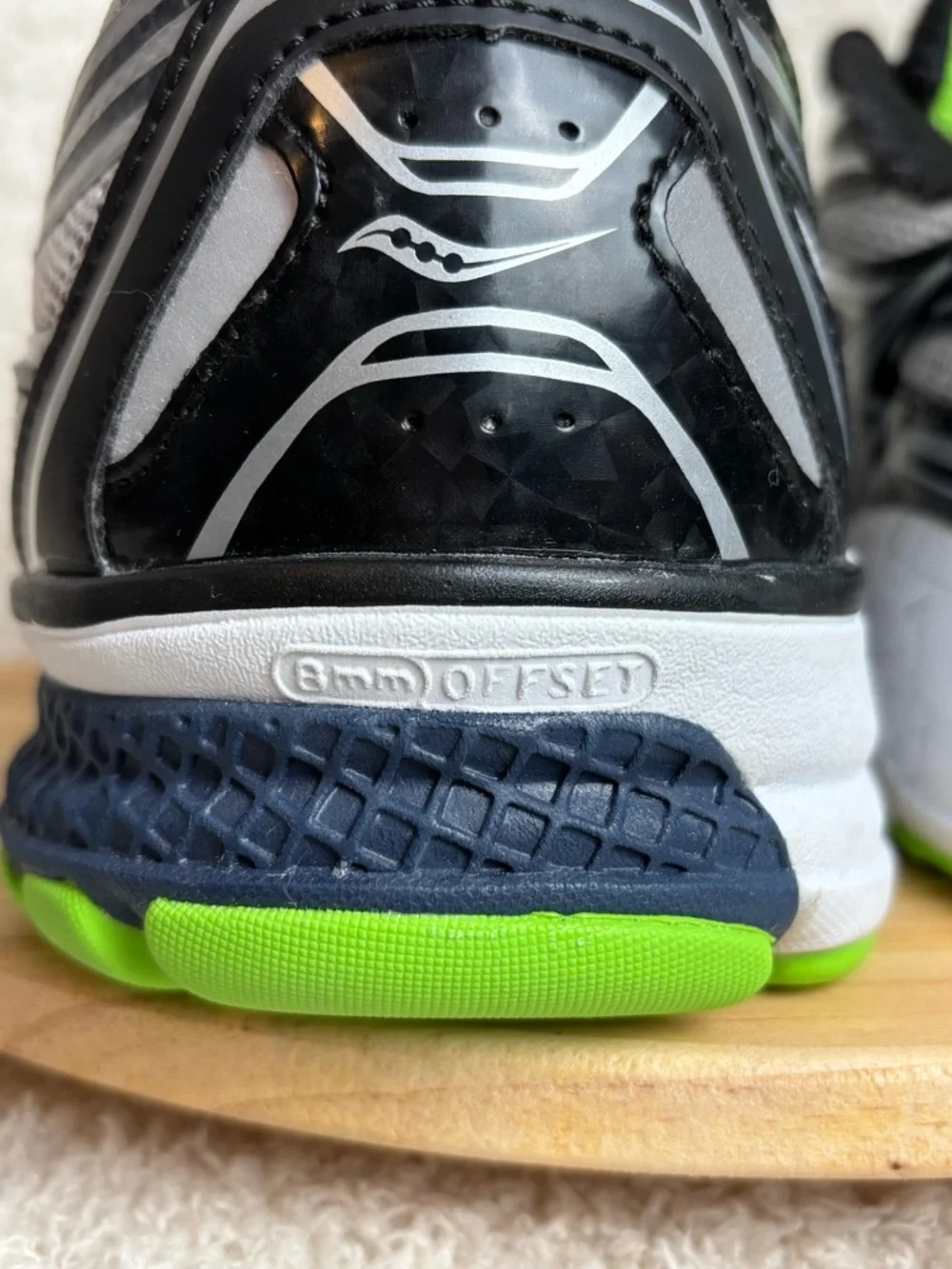 Saucony shoes mens